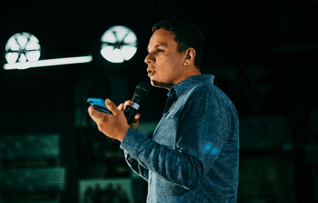 speaker image